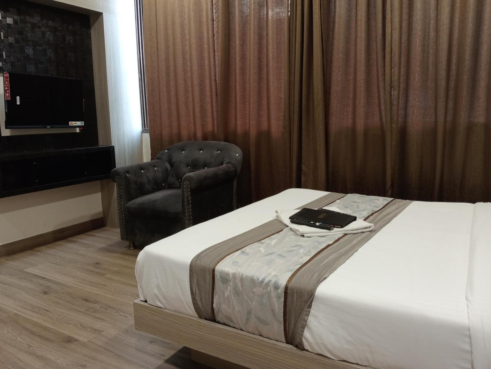 Hotel Arts International Mumbai Eksteriør bilde