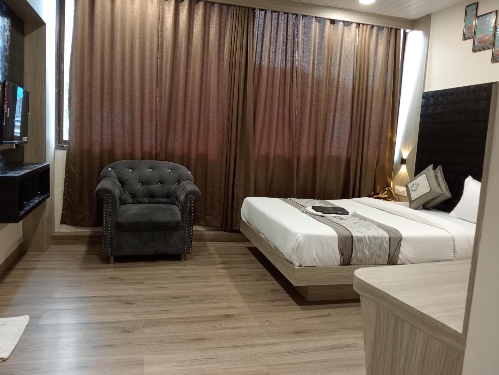 Hotel Arts International Mumbai Eksteriør bilde